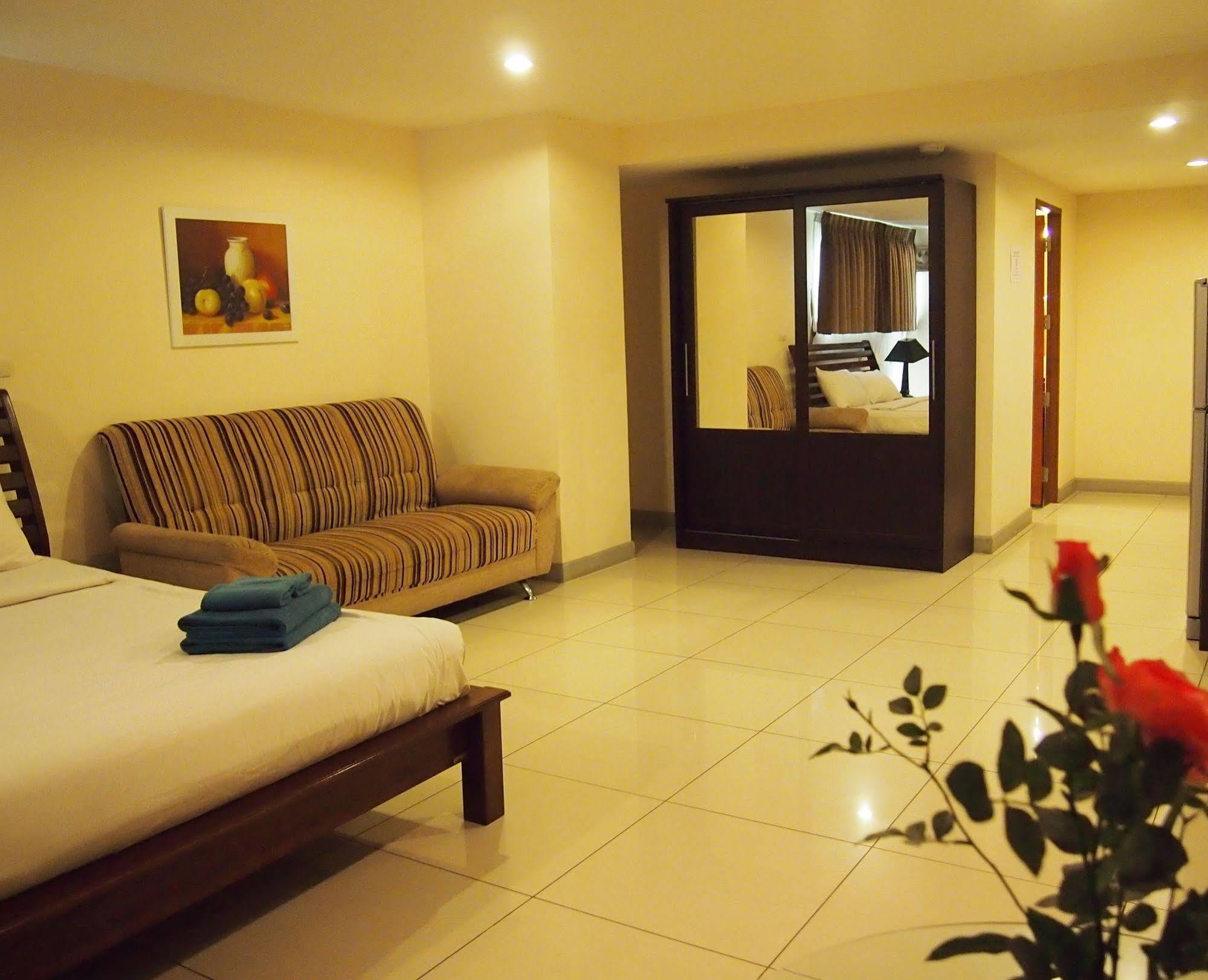 The Paradise Residence Condominum Jomtien Beach Exteriör bild